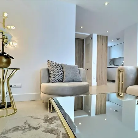 Apartment Chic Mediterranean Living In Three-bedroom Penthouse Situated In The San Roque Club